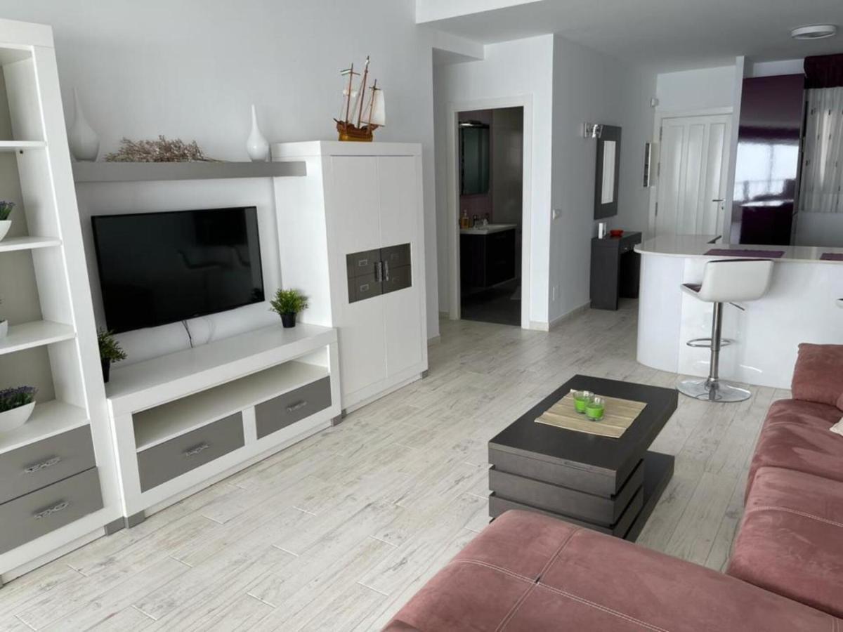 Modern Apartment With Sea View Close To Marbella Михас Екстериор снимка