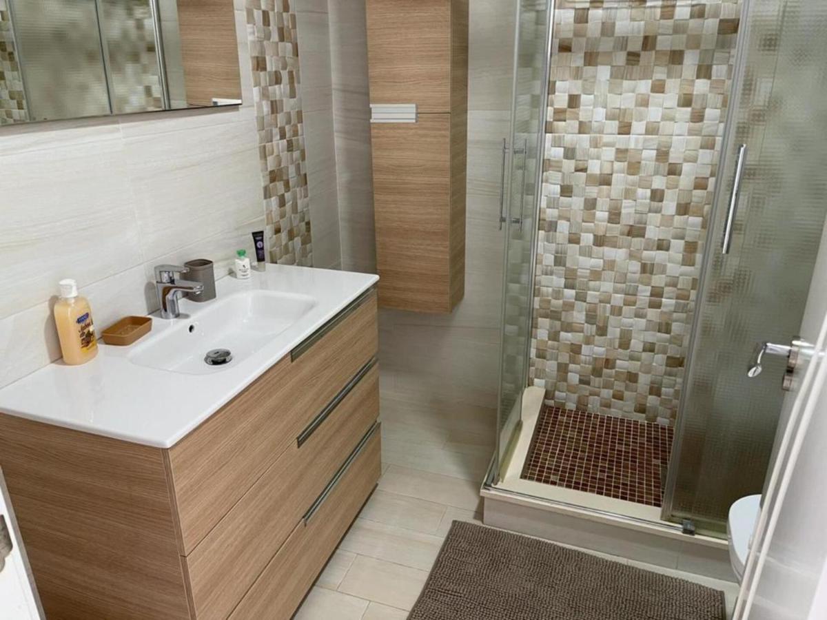 Modern Apartment With Sea View Close To Marbella Михас Екстериор снимка